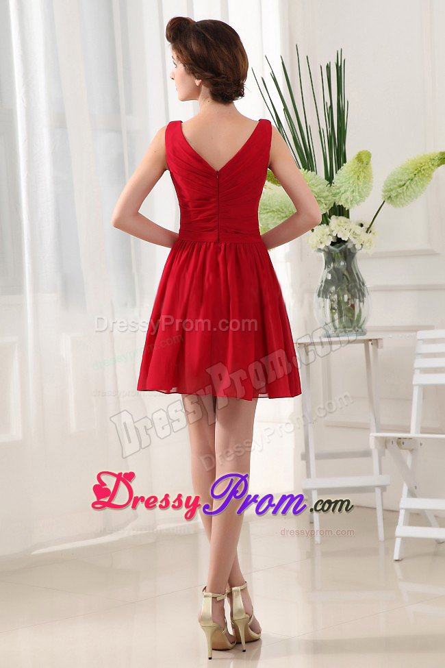 Red V-neck and Ruching For Prom Dress With Mini-length and Chiffon