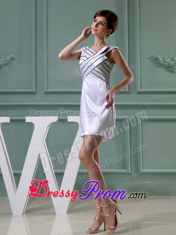 Cute Asymmetrical Short Length Prom Dress with Zipper up Back