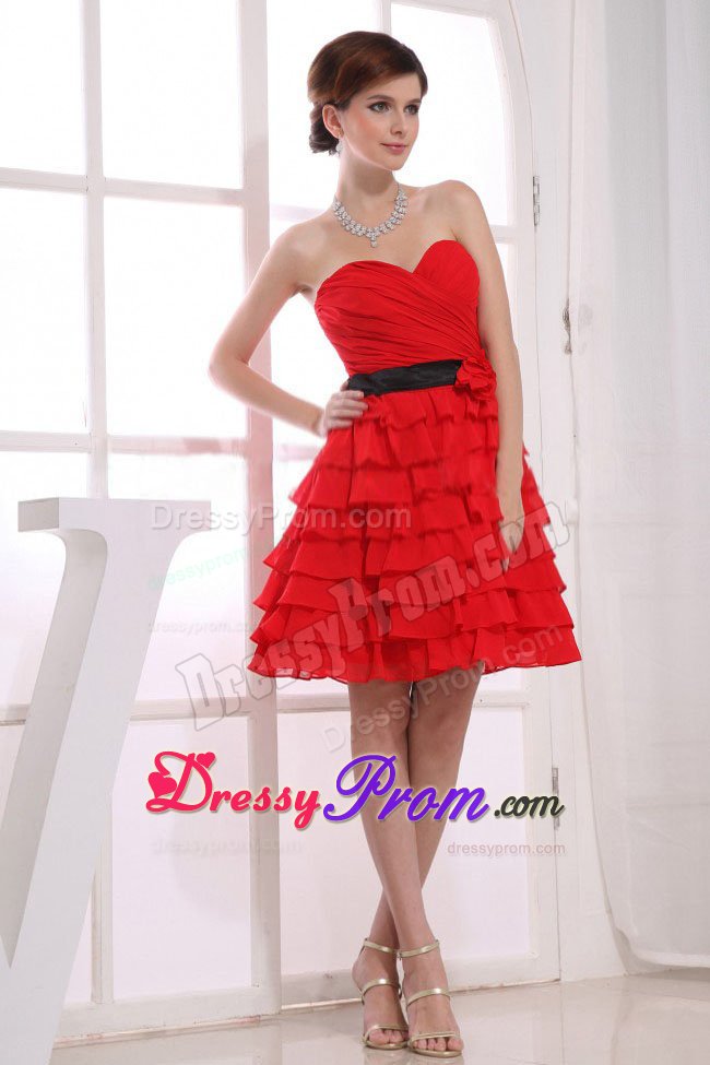 Sweetheart A-Line Ruffles Red Prom Gown Dress with Knee-length