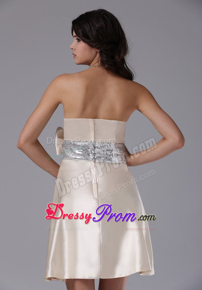 Strapless Sequin Bowknot Prom Dress for Girls in Champagne