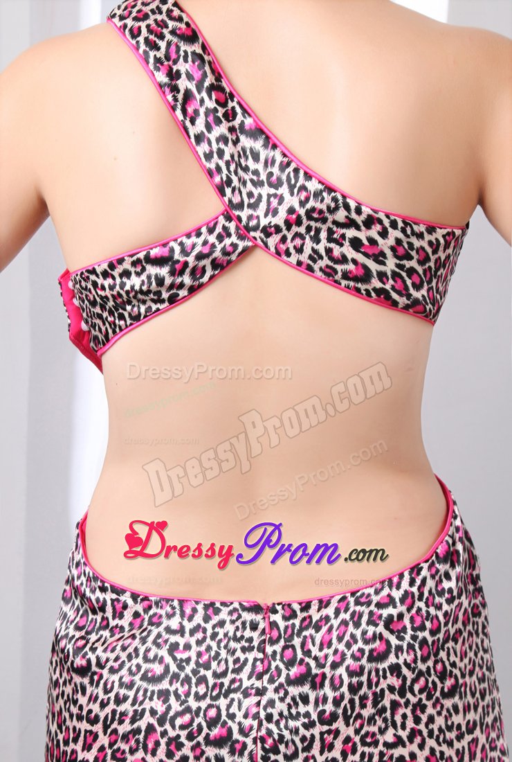 One Shoulder Leopard Print Short Prom Dress with The Back Out
