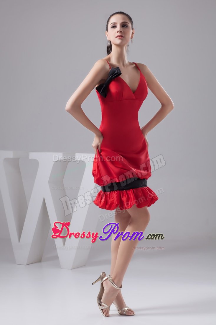 Pick-ups and Bowknot Accent Red Mini-length Prom Cocktail Dress
