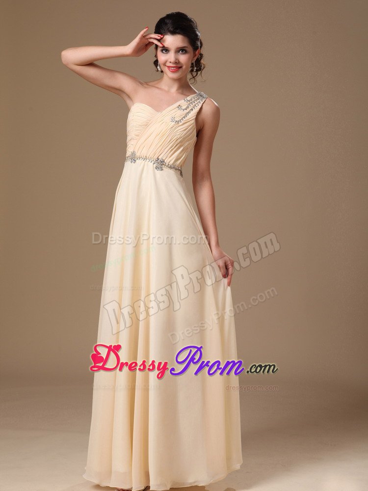 Cheap Chiffon Ruching Prom Gowns Beaded Single Shoulder in Guaruja
