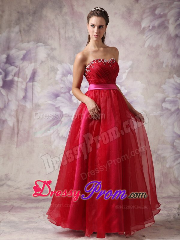 Organza Sash Decorated Dresses for Prom Night Beading Sweetheart