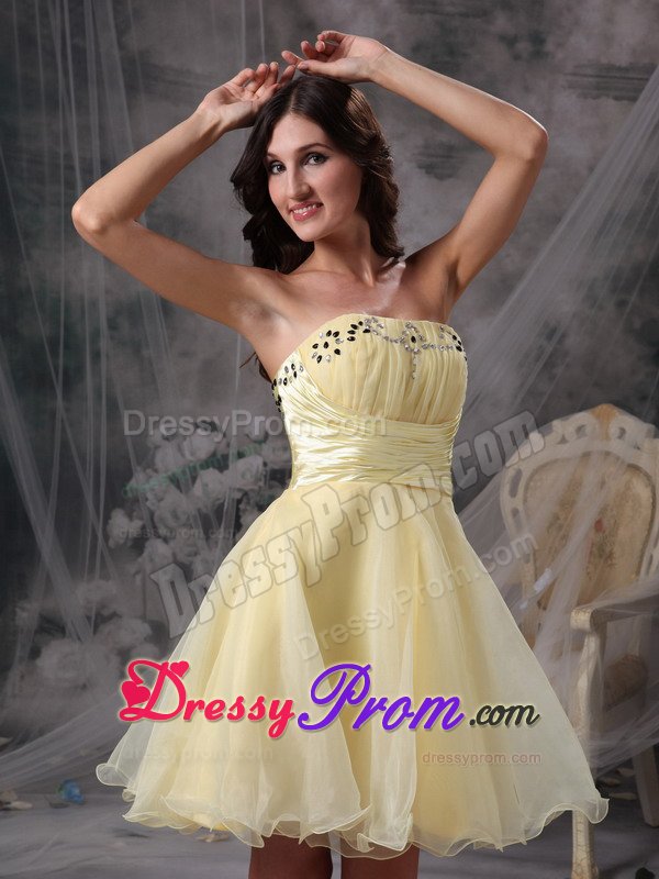 Special Light Yellow Beaded Prom Celebrity Dress Mini-length Organza