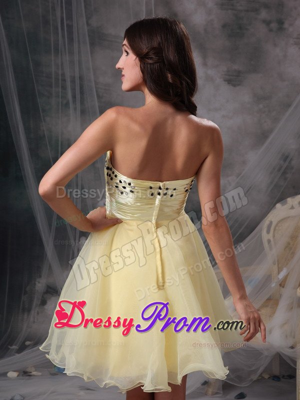 Special Light Yellow Beaded Prom Celebrity Dress Mini-length Organza