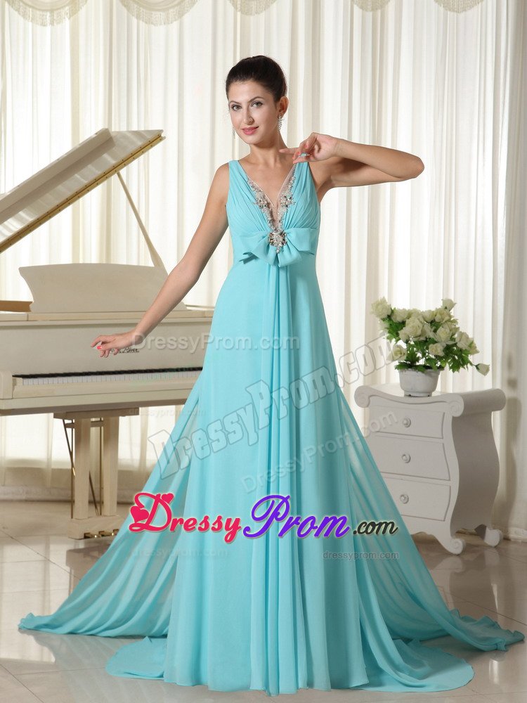 Sleeveless Plunging Neckline Prom Cocktail Dress Beading Court Train