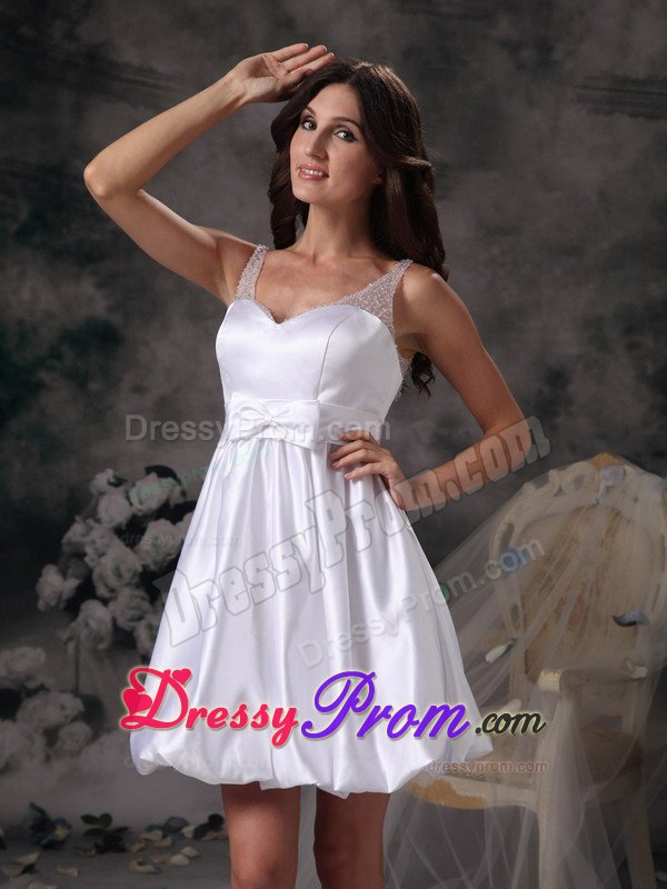 Lovely Mini-length Prom Evening Dress Sheer Neck with Bow in White