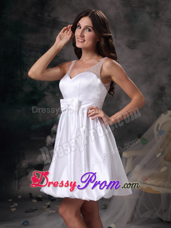 Lovely Mini-length Prom Evening Dress Sheer Neck with Bow in White
