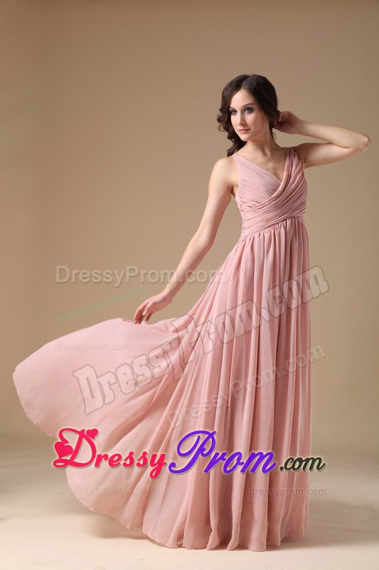 Impressive v-Neck Strapless Prom Celebrity Dress Ruches Floor-length