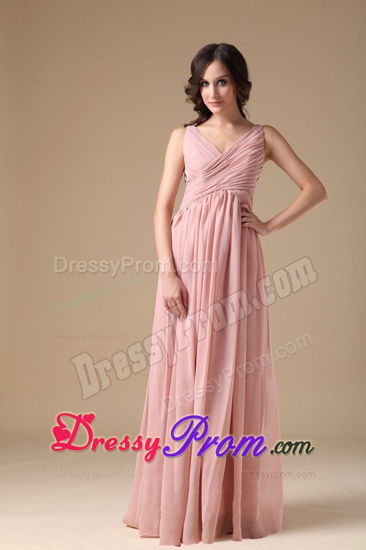 Impressive v-Neck Strapless Prom Celebrity Dress Ruches Floor-length