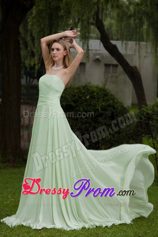 Apple Green Strapless Chiffon Prom Court Dresses with Court Train