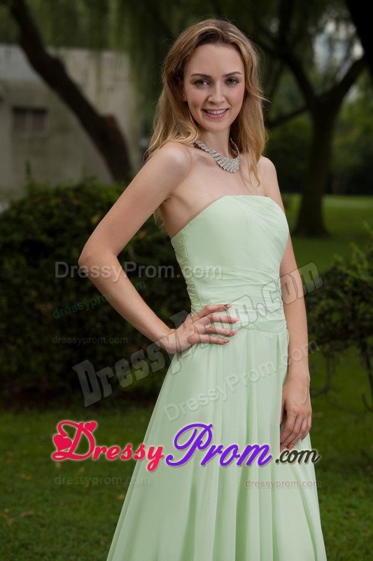 Apple Green Strapless Chiffon Prom Court Dresses with Court Train