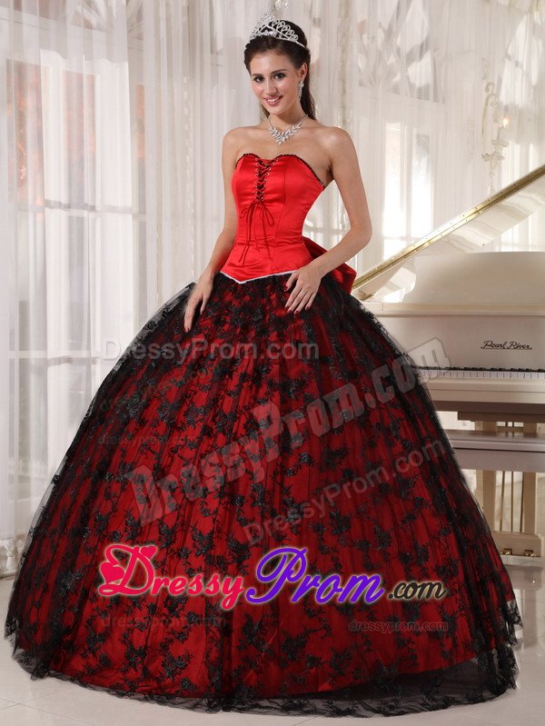Sleeveless Dresses for a Quince Sweetheart with Big Bowknot in Red