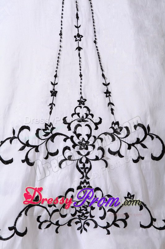 White Taffeta Sweet 15 Dresses with Pick ups and Embroidery 2014