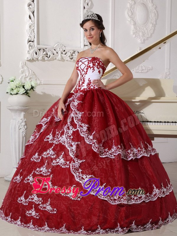 Wine Red and White Organza Sweet 15 Dresses with Appliques 2014