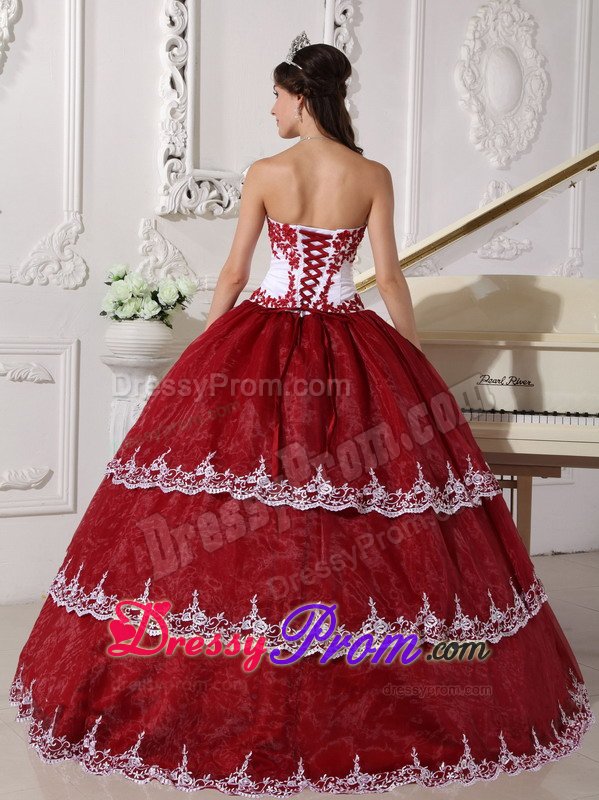 Wine Red and White Organza Sweet 15 Dresses with Appliques 2014