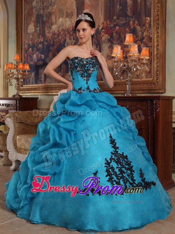 Appliques and Pick ups Accent Blue Sweet 15 Dresses of Organza