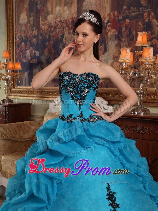 Appliques and Pick ups Accent Blue Sweet 15 Dresses of Organza