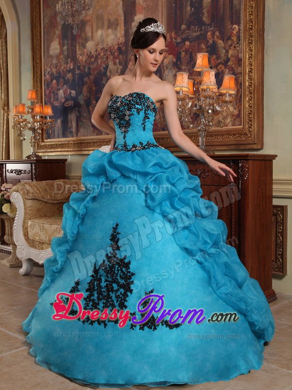 Appliques and Pick ups Accent Blue Sweet 15 Dresses of Organza