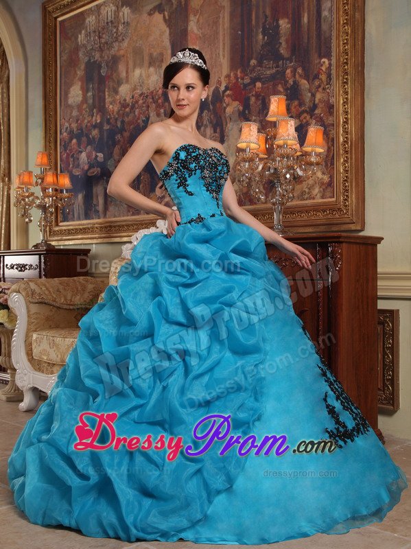 Appliques and Pick ups Accent Blue Sweet 15 Dresses of Organza