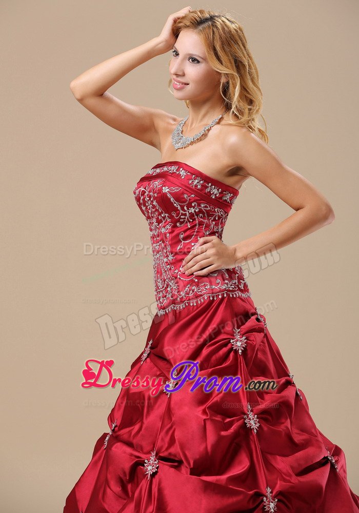 San Carlos CA Appliqued a Line Red Quinceanera Gown with Pick ups