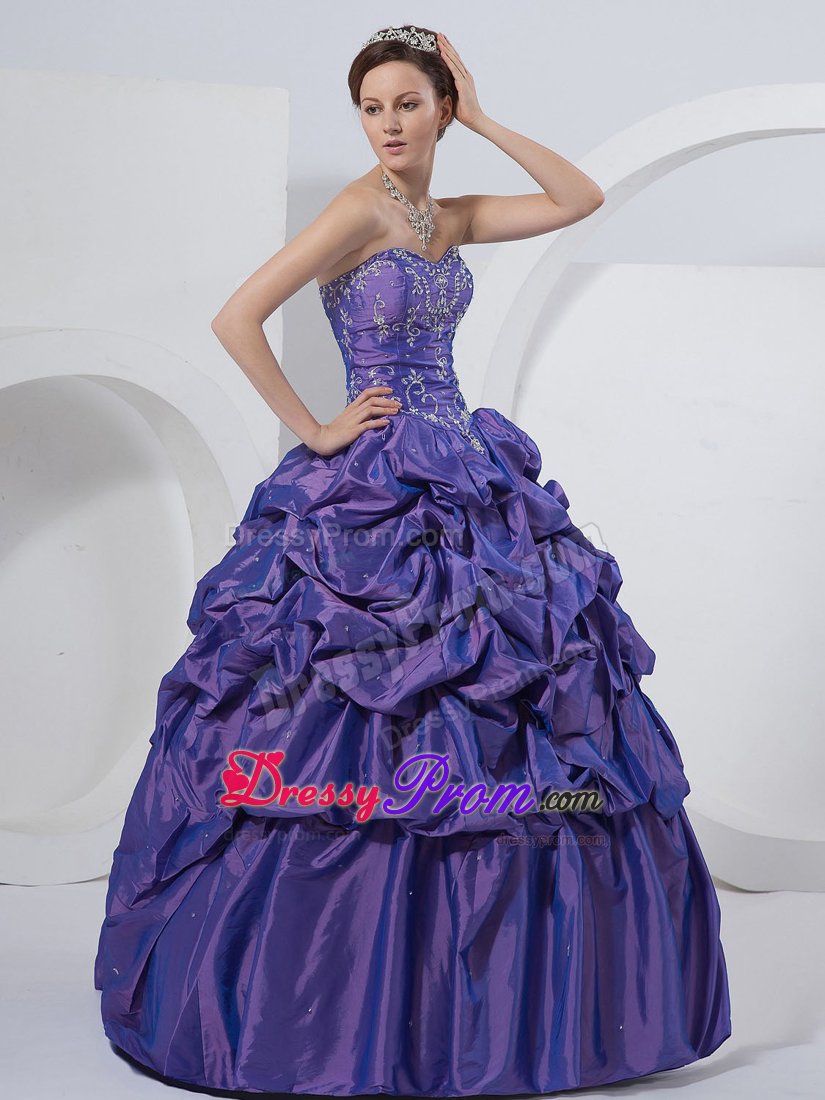 San Bernardino CA Lavender Embroidered Quinceanera Gown on Sale