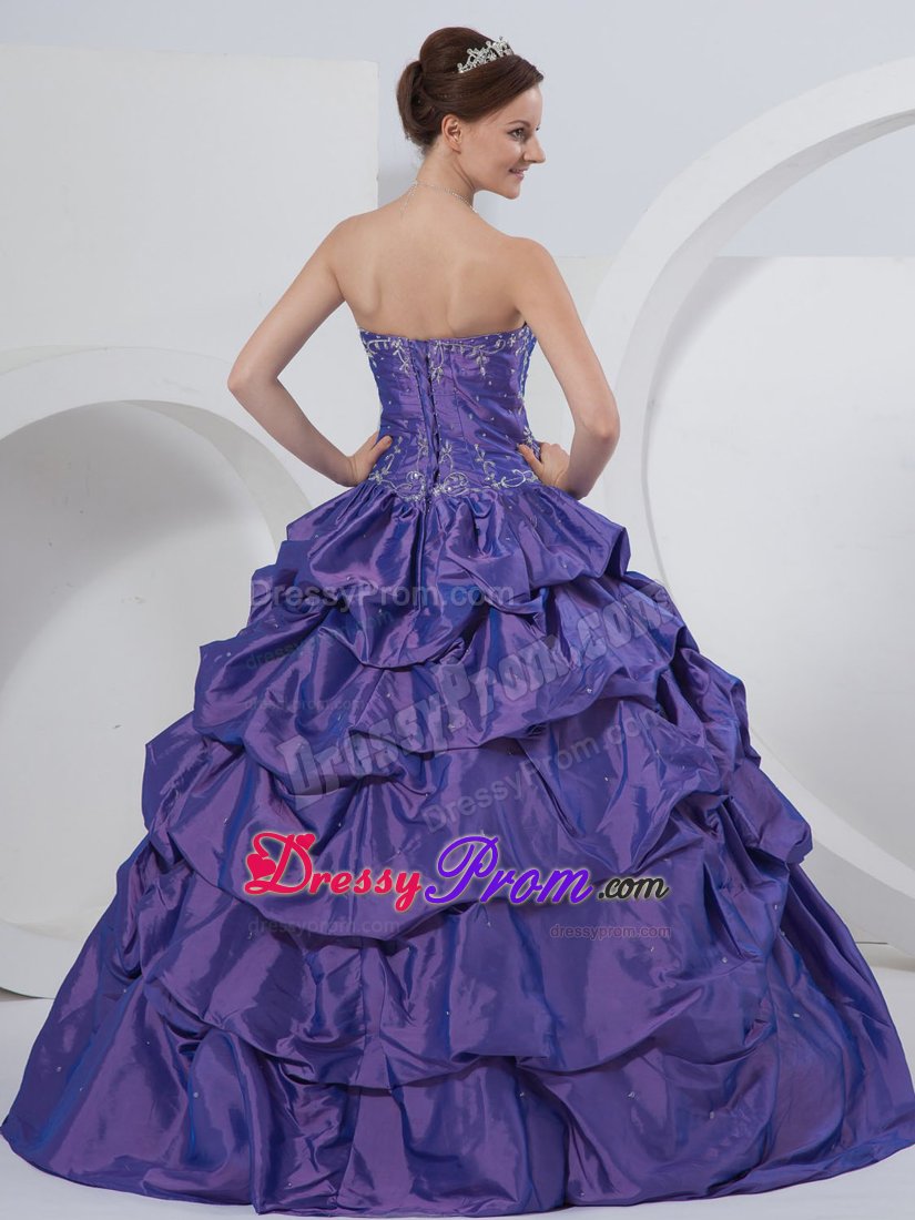 San Bernardino CA Lavender Embroidered Quinceanera Gown on Sale