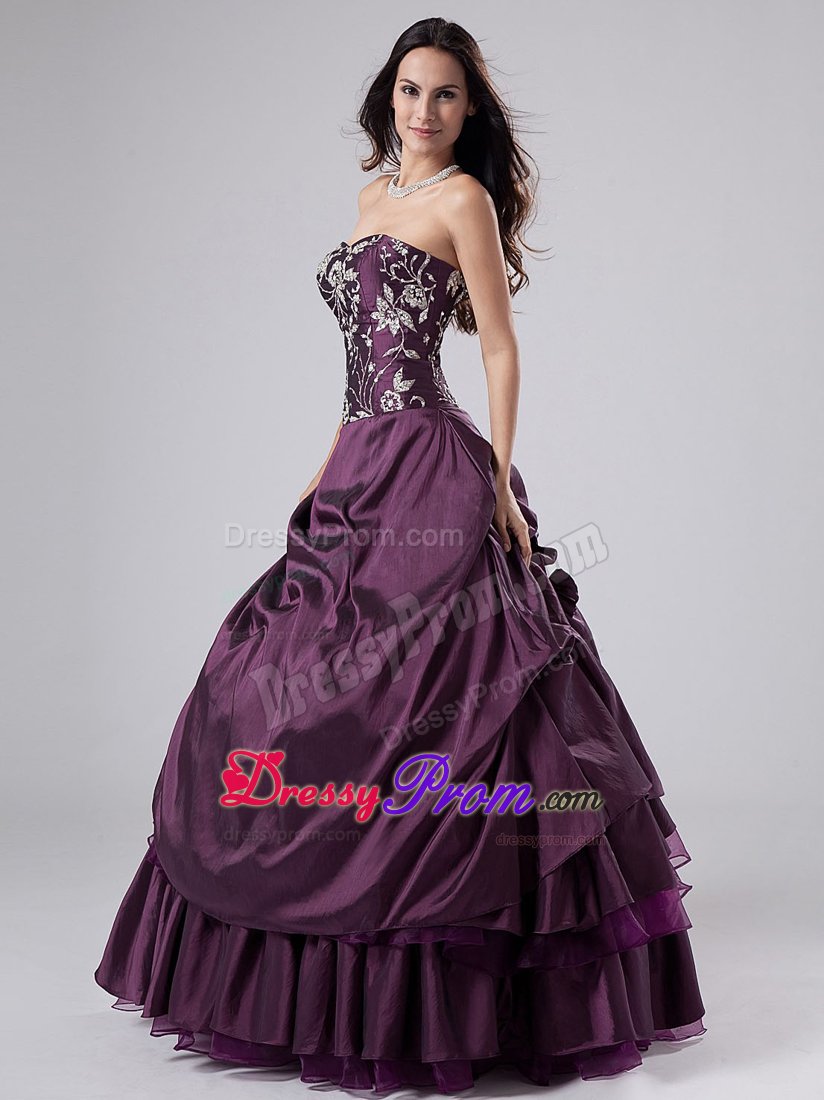 Salinas CA Flowers and Appliques Accent Purple Quinces Dresses