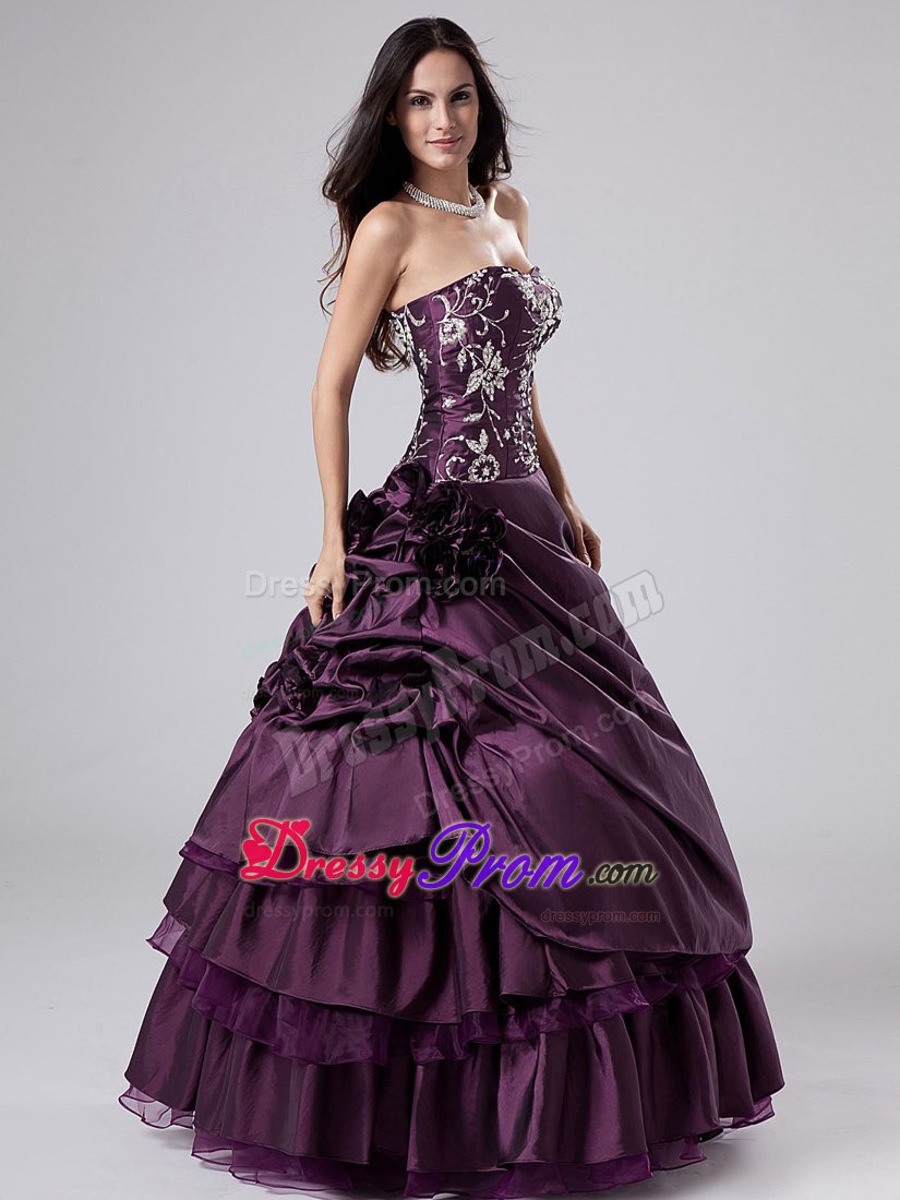 Salinas CA Flowers and Appliques Accent Purple Quinces Dresses