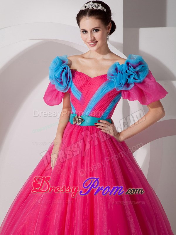 Flowery Hot Pink Off Shoulder Quinces Dresses with Short Sleeves