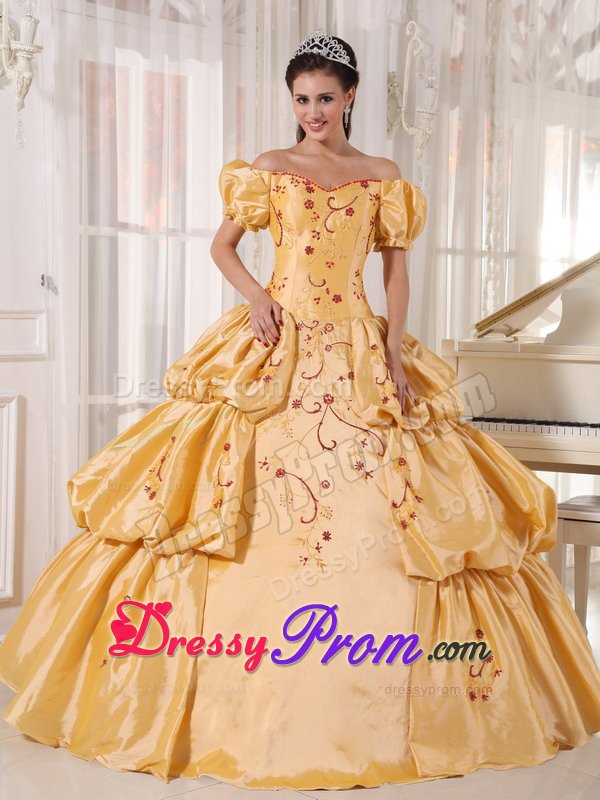 Beaded Gold Off Shoulder Quinces Dresses with Short Puff Sleeves