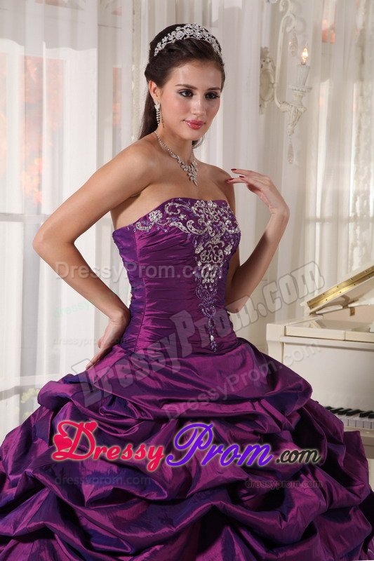 Eggplant Purple Strapless Quinces Dresses with Appliques and Pick ups