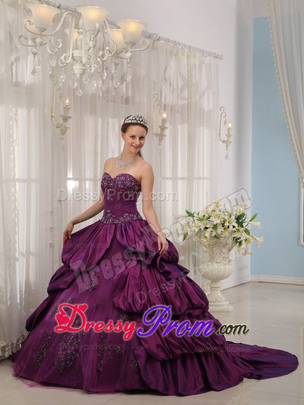 Appliques and Court Train Quinces Dresses in Eggplant Purple