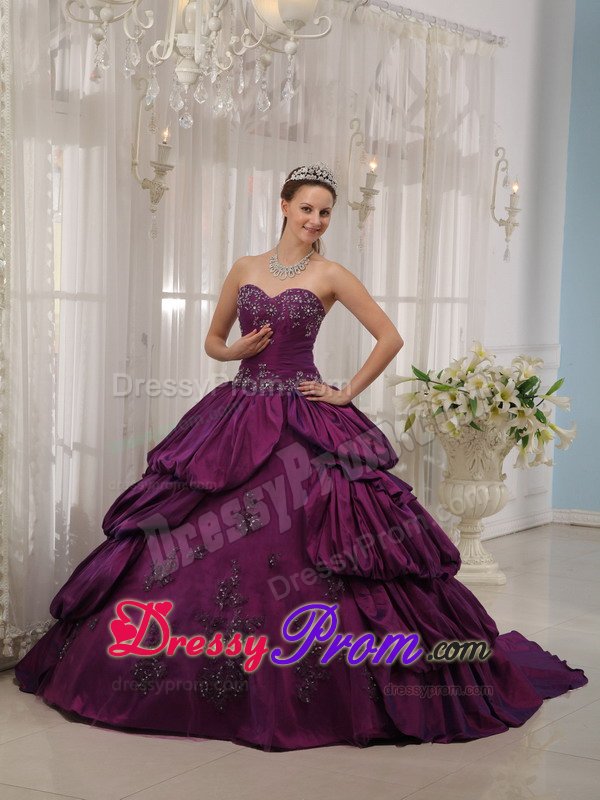Appliques and Court Train Quinces Dresses in Eggplant Purple
