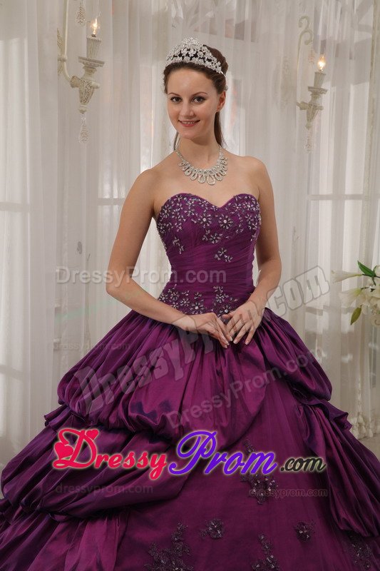 Appliques and Court Train Quinces Dresses in Eggplant Purple