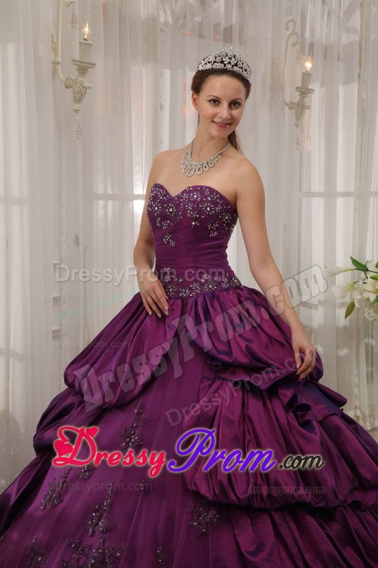 Appliques and Court Train Quinces Dresses in Eggplant Purple