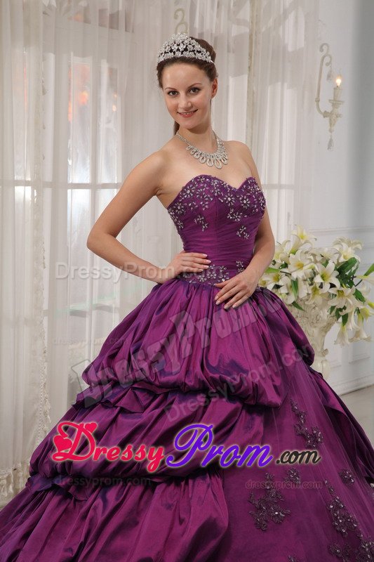 Appliques and Court Train Quinces Dresses in Eggplant Purple