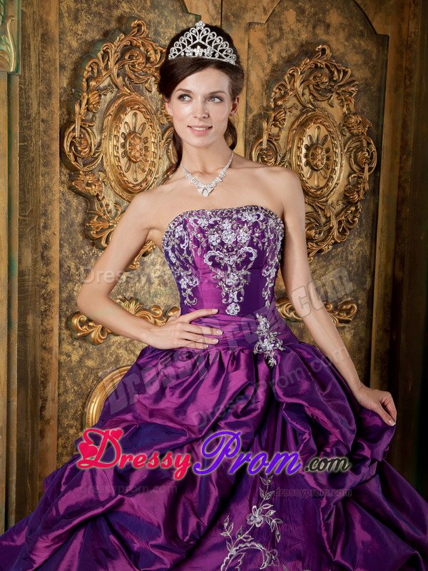 Appliques and Pick ups Quinceanera Dresses in Eggplant Purple