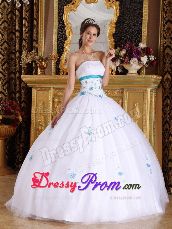 Redondo Beach CA White Quinceanera Dresses with Blue Appliques