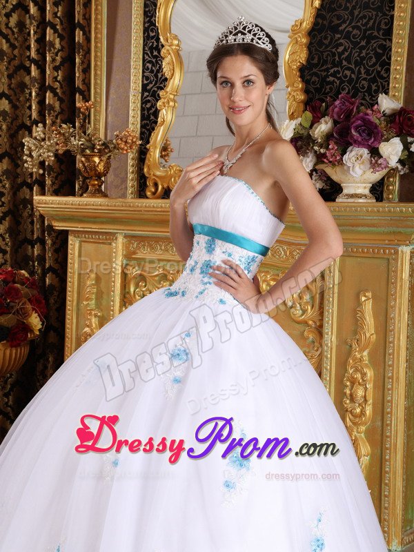 Redondo Beach CA White Quinceanera Dresses with Blue Appliques