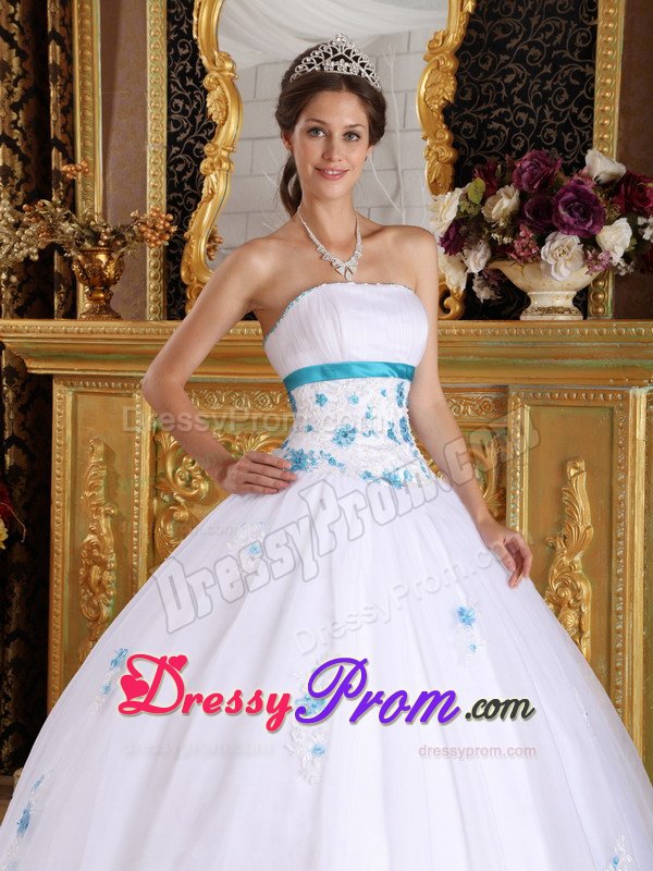 Redondo Beach CA White Quinceanera Dresses with Blue Appliques