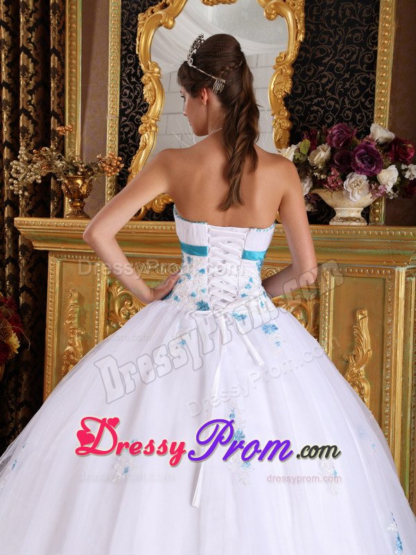 Redondo Beach CA White Quinceanera Dresses with Blue Appliques