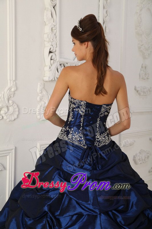 Appliqued and Ruffled Navy Blue Quinceanera Dresses with Train