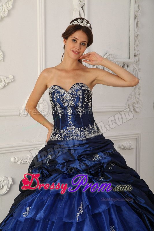 Appliqued and Ruffled Navy Blue Quinceanera Dresses with Train