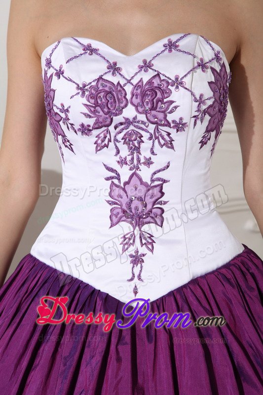Embroidery Accent White and Purple Quinceanera Dresses on Sale