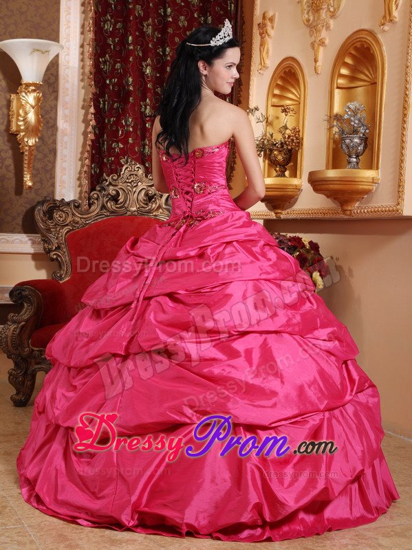 Hot Pink Taffeta Quinceanera Dresses with Beading and Pick ups