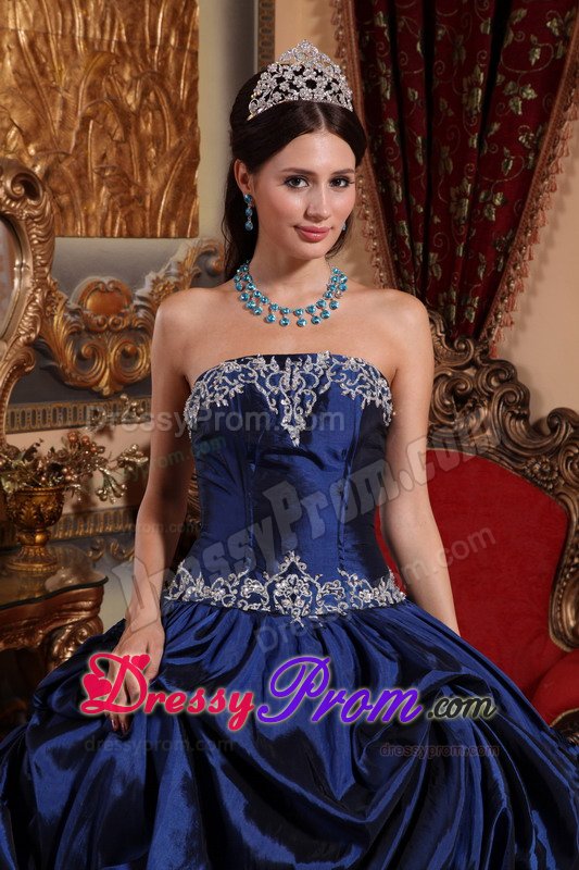 Appliques and Pick ups Accent Quinceanera Dresses in Navy Blue
