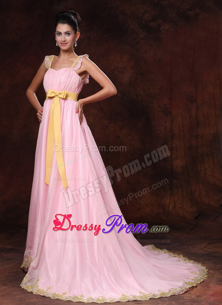 Pink Square Court Train Sash Appliques Prom Homecoming Dresses