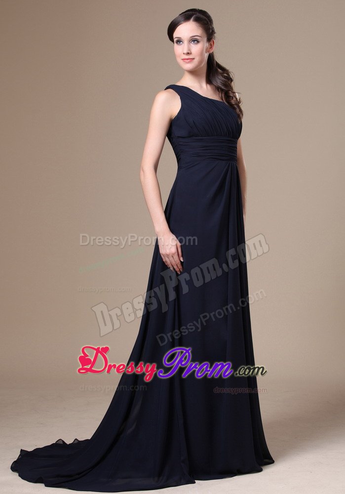Ruches Accent One Shoulder Brush Prom Formal Dress in Navy Blue